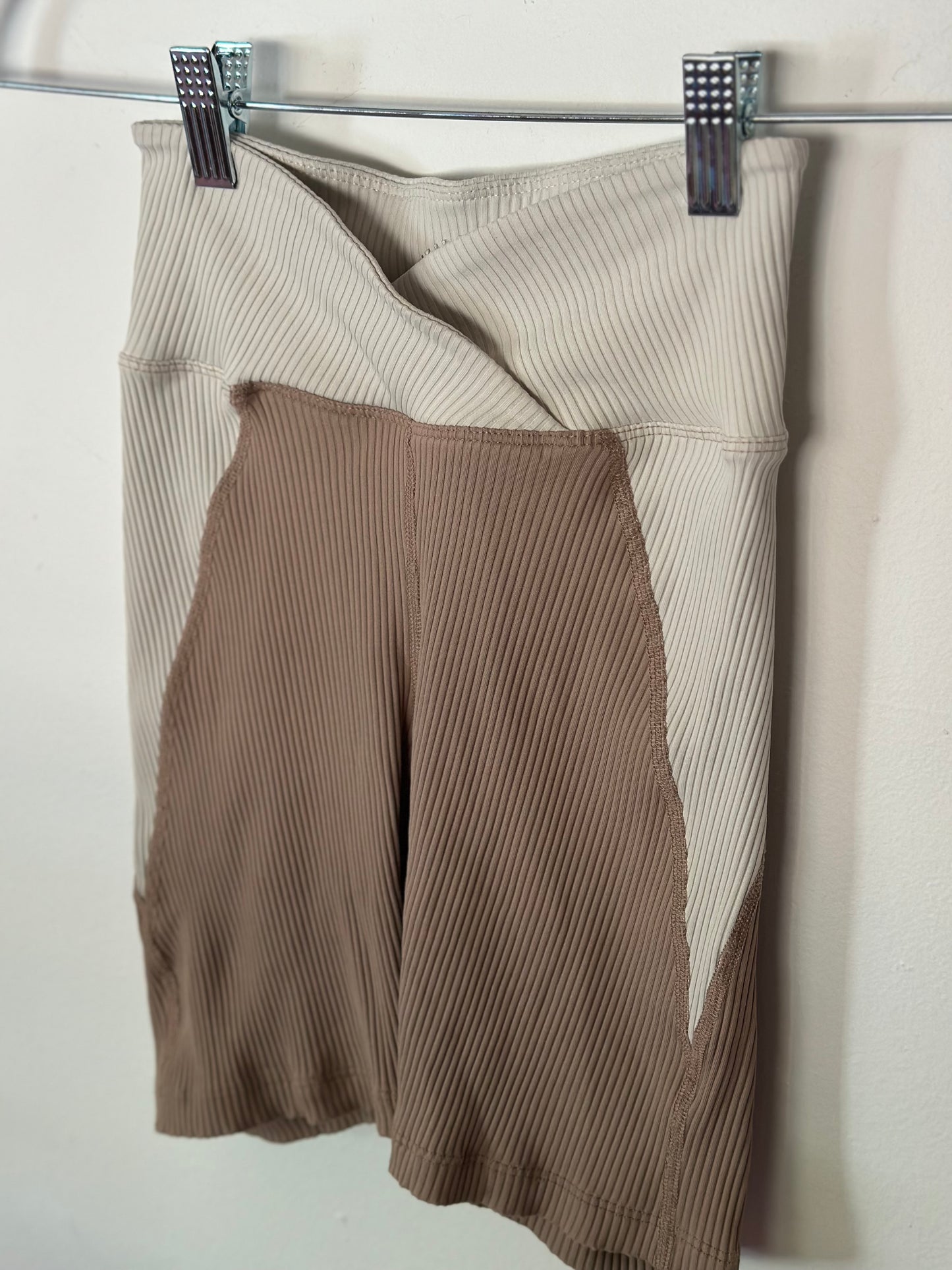 Years of Ours | Ribbed V Waist Biker Short