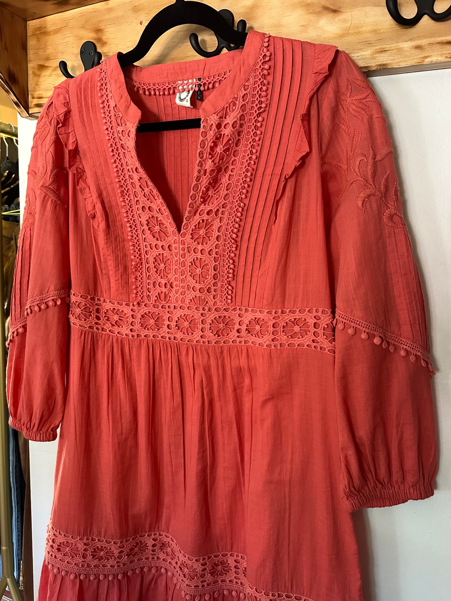 Akemi + Kin | Orange Floral Embroidered Dress, M