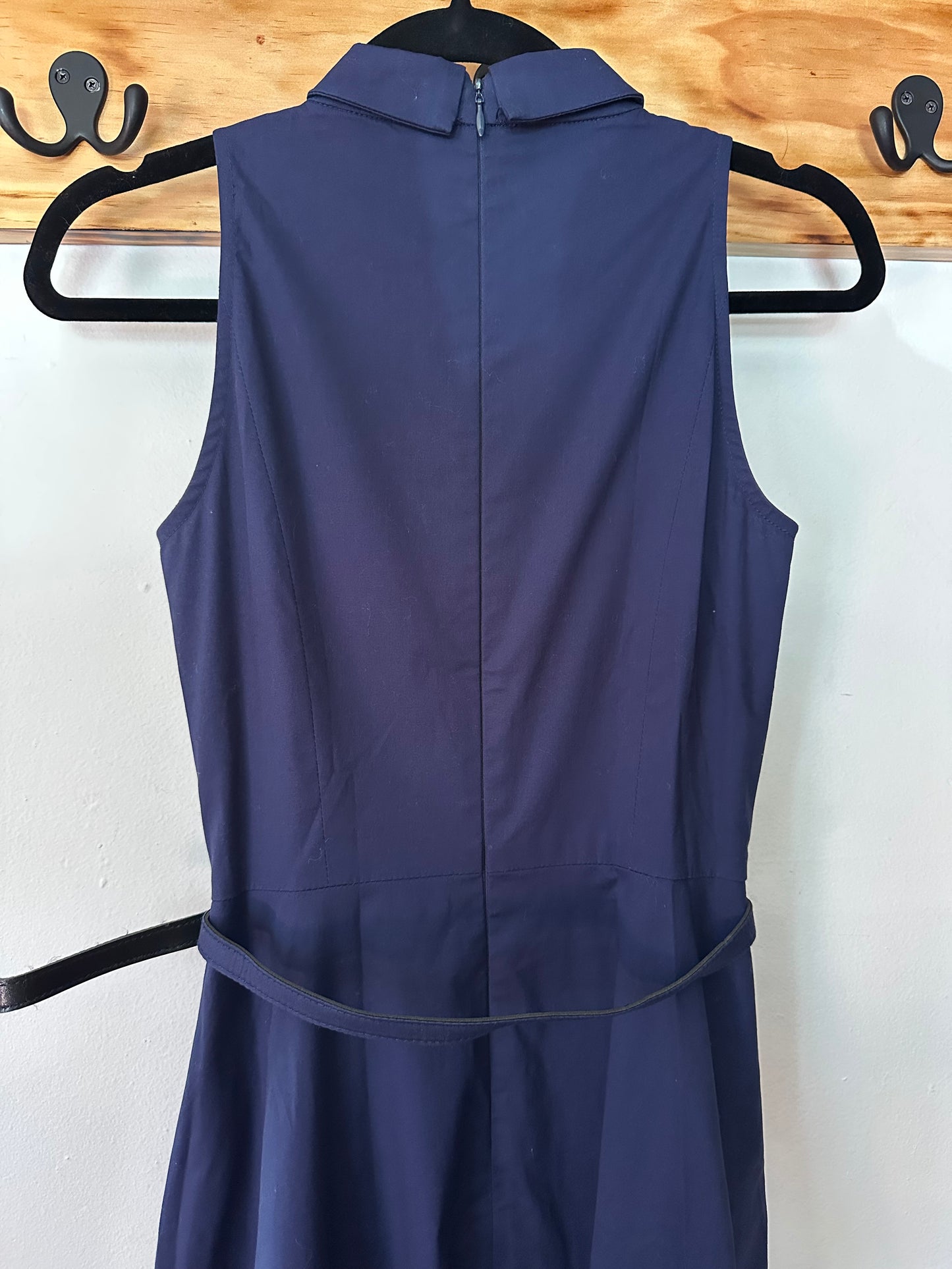 Gal Meets Glam | Navy Sleeveless Midi Dress, 0