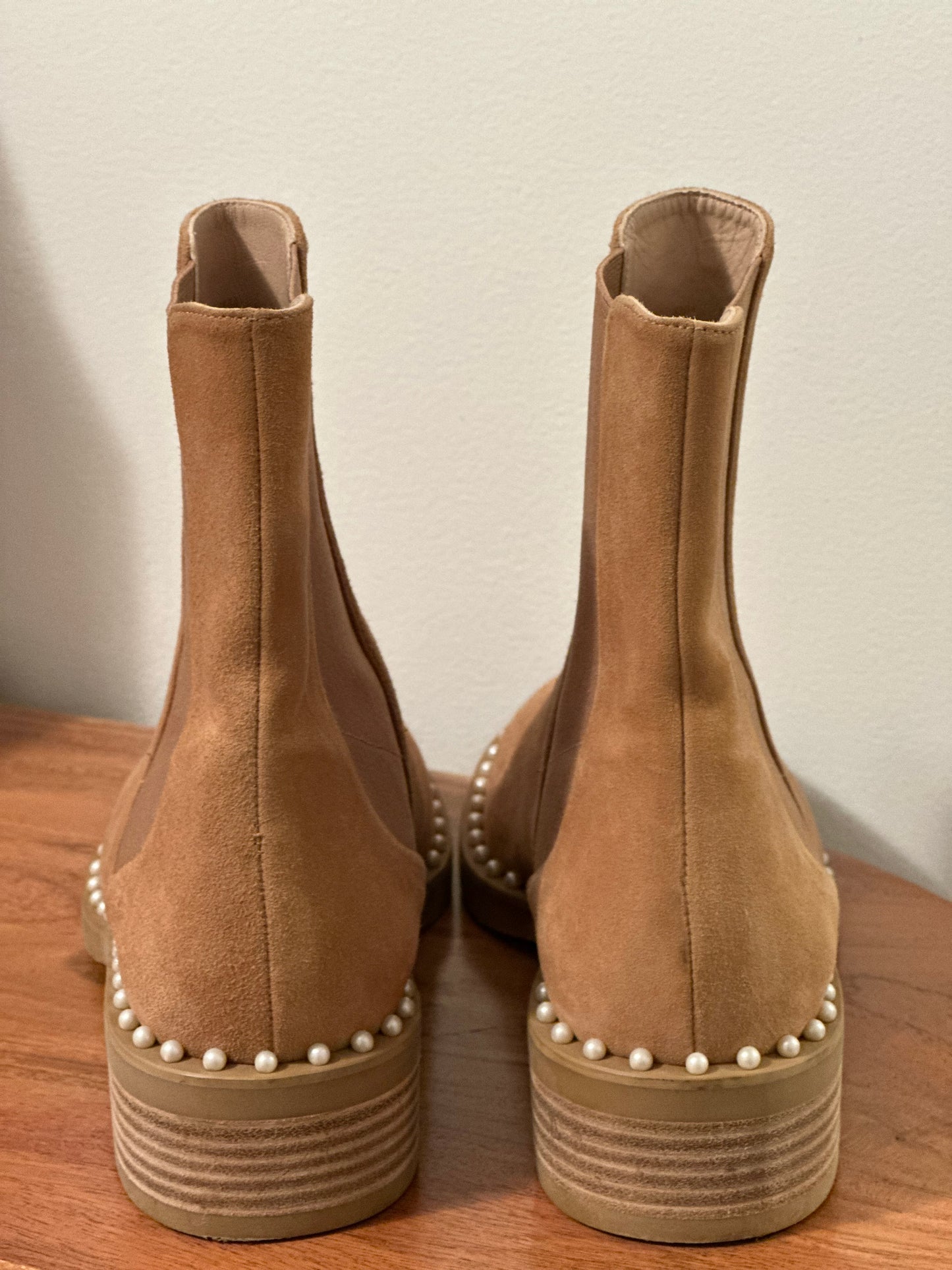 Stuart Weitzman | Suede Cline Booties