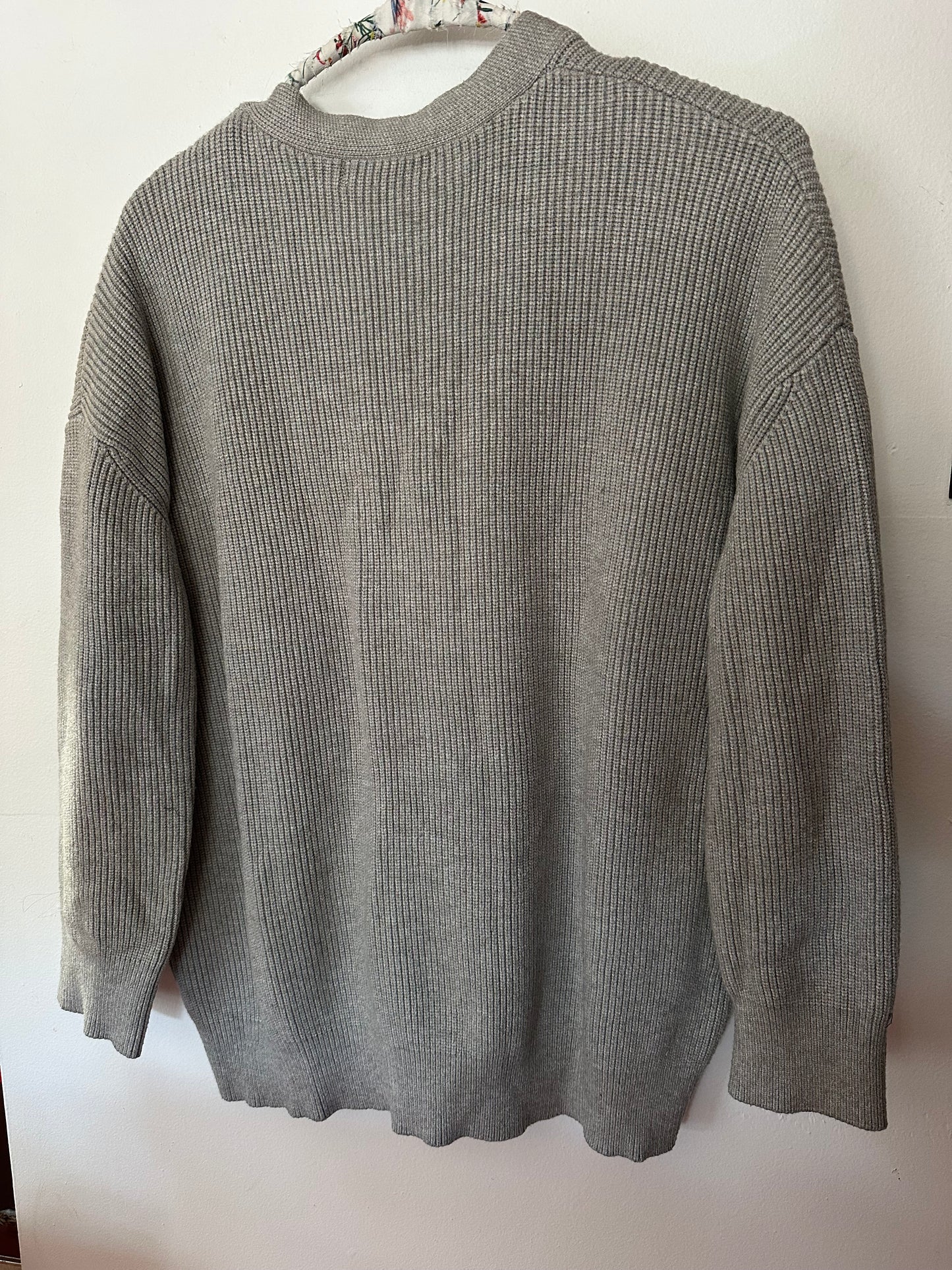 E Fan | Gray Button Down Sweater