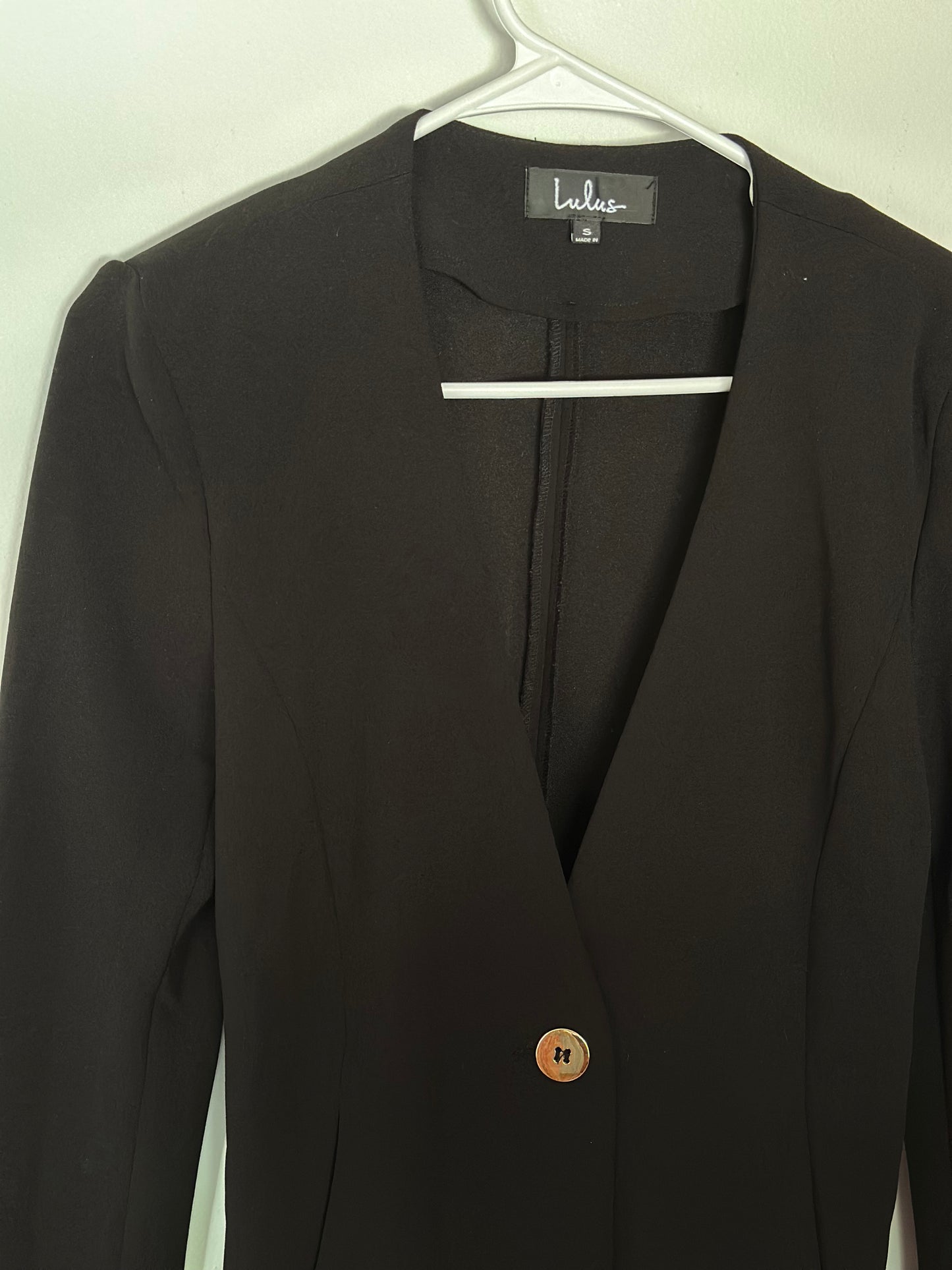Lulus | Structured Blazer with Gold Button