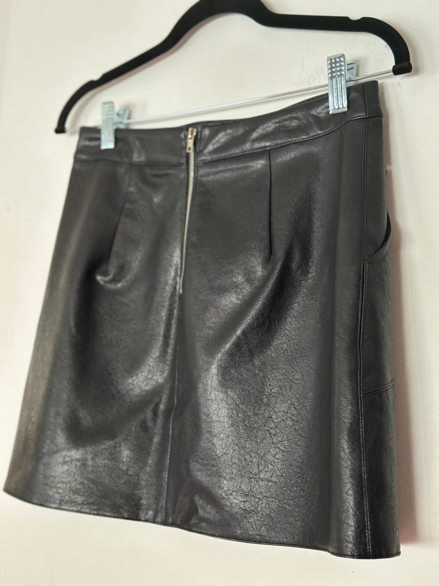 LuLus | Harley Black Vegan Leather Mini Skirt