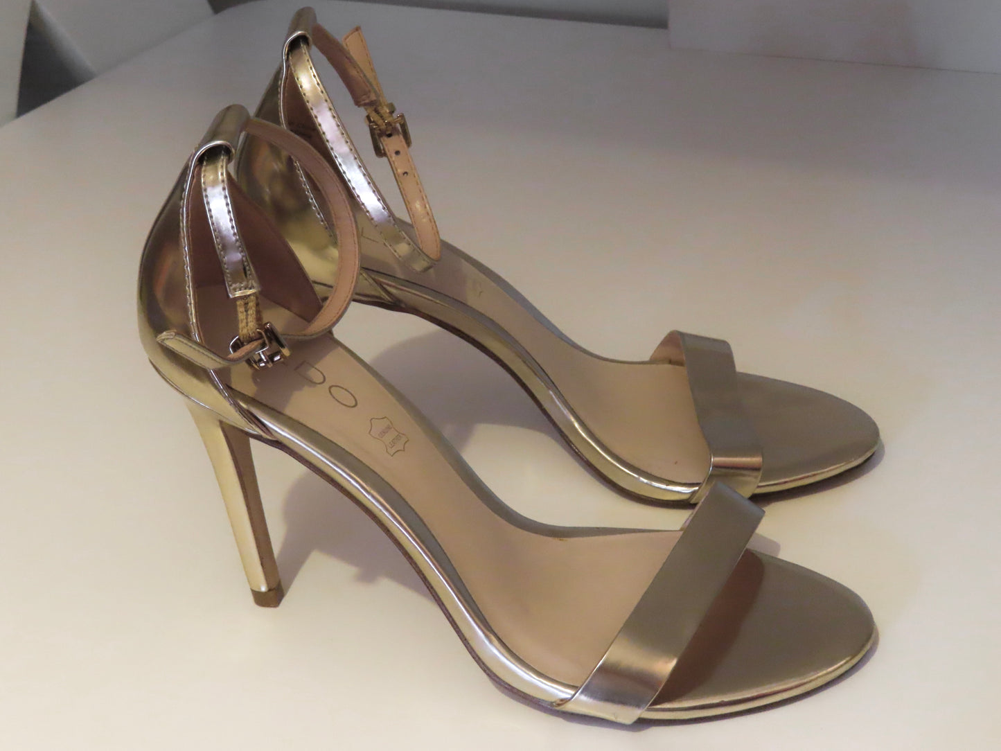 ALDO | Gold Heel