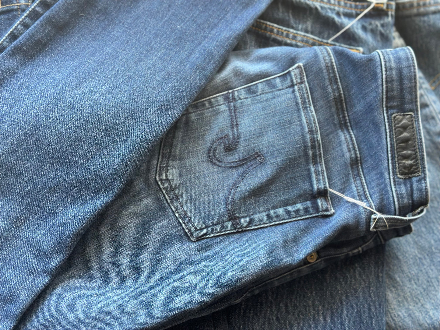 AG Denim | The Prima Cigarette Ankle