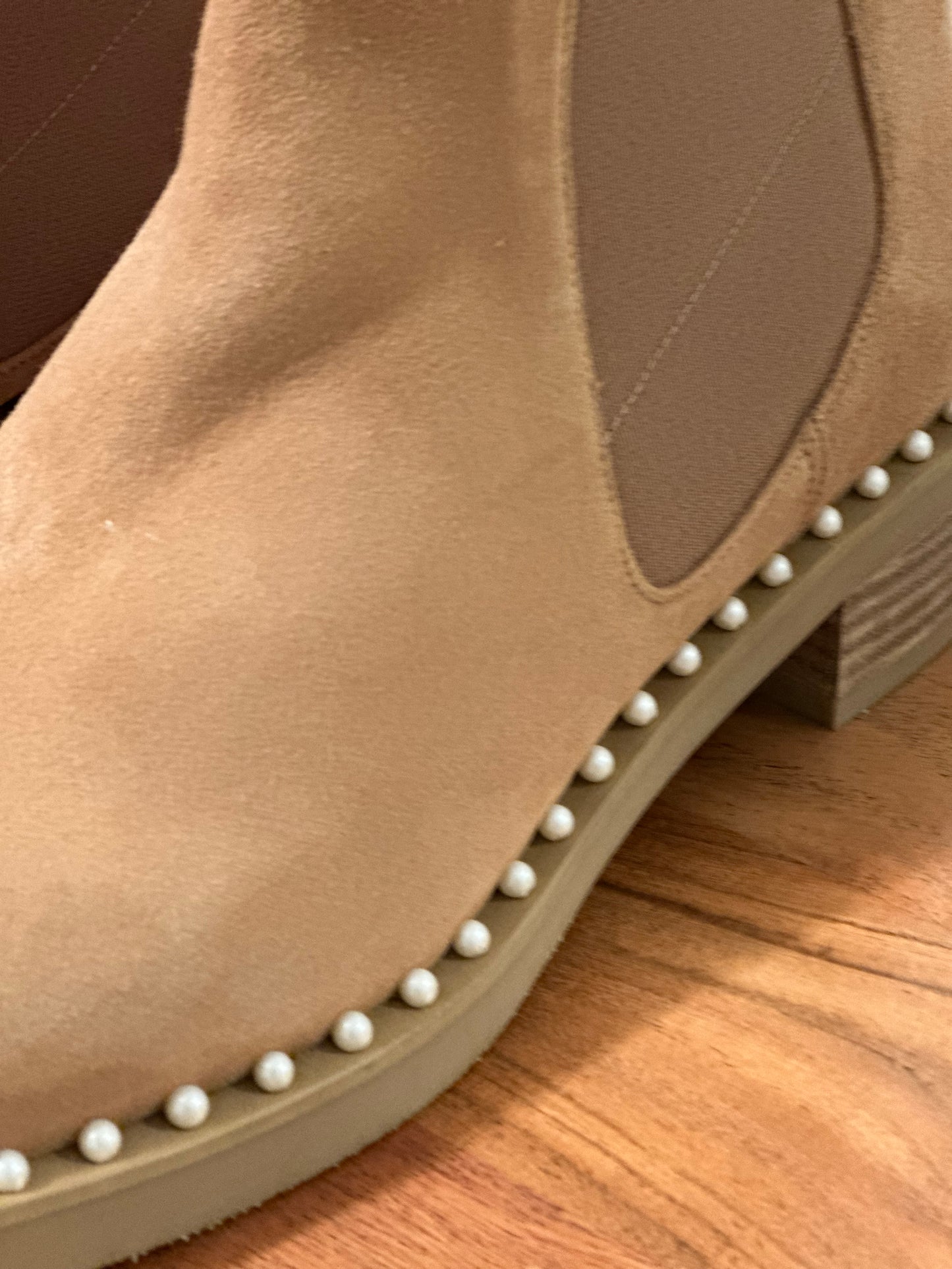 Stuart Weitzman | Suede Cline Booties