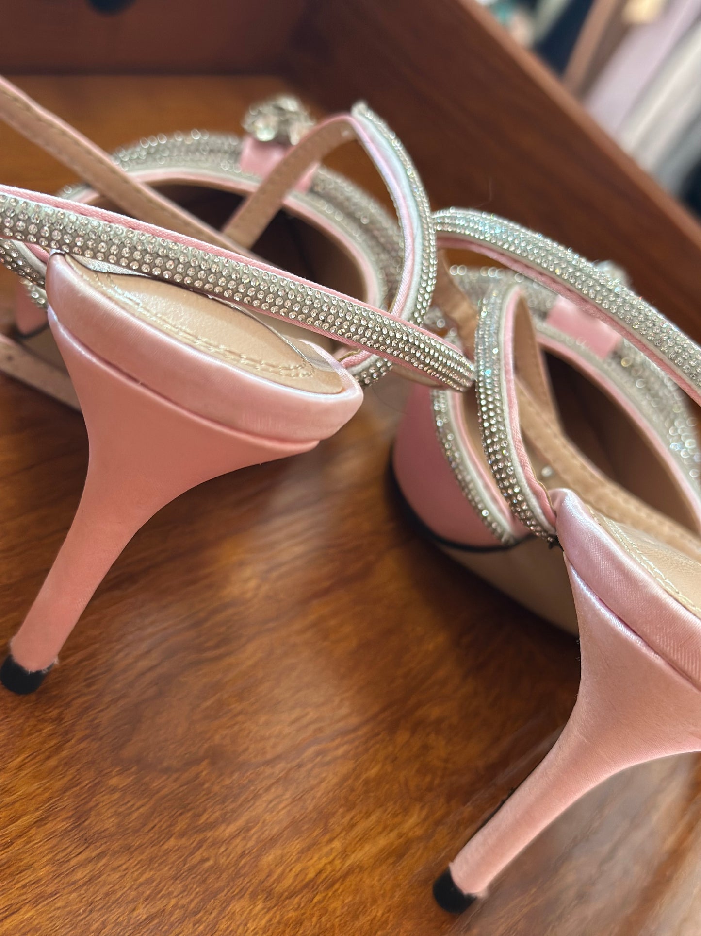 Hayixia | Pointed Toe Crystal Bow Heels | Light Pink