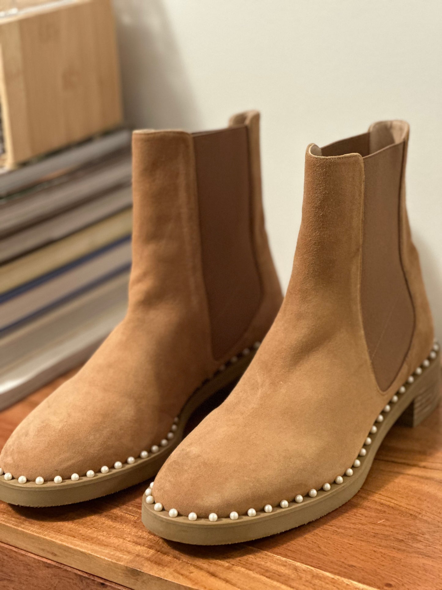 Stuart Weitzman | Suede Cline Booties