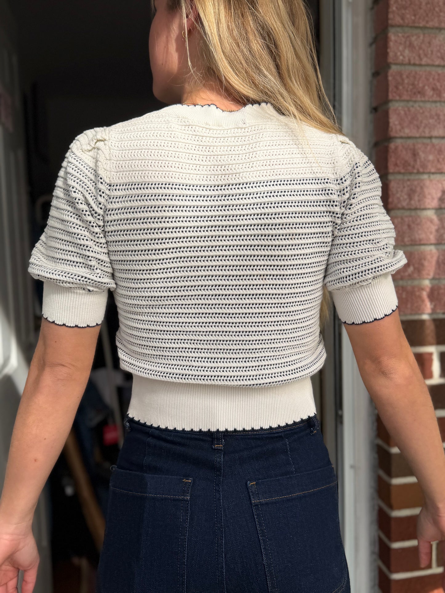 Short Scalloped Sleeve Sweater, S