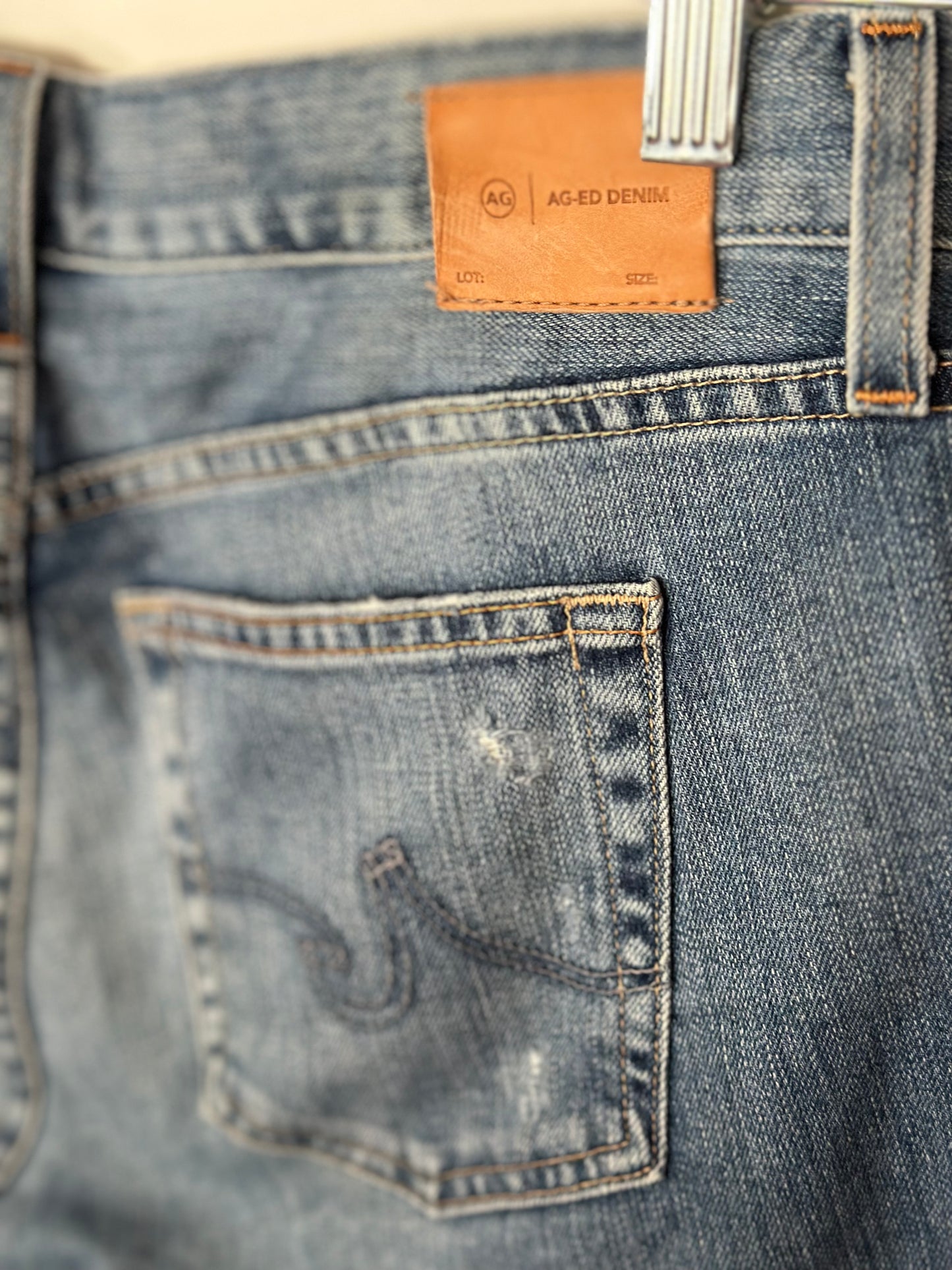 AG | Relaxed Nikki Shorts