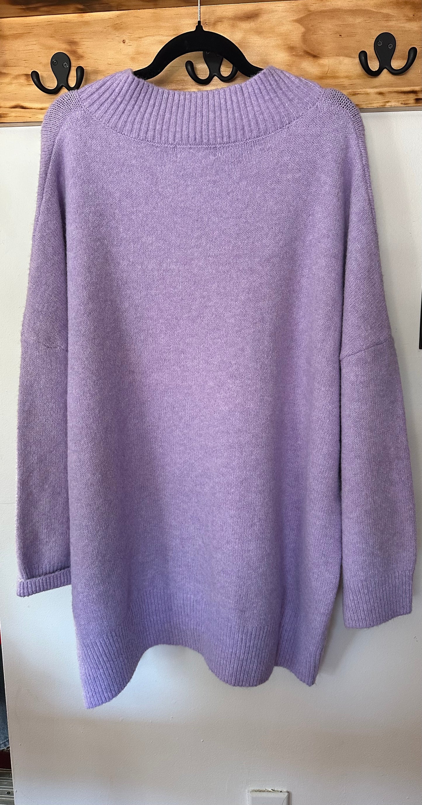 Whiteroom + Cactus Oversized V-Neck Fuzzy Knitdown Sweater, M