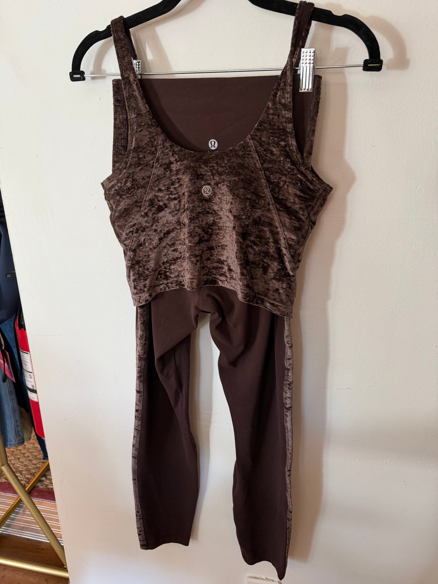 Lululemon | Brown Velvet Workout Set, 6