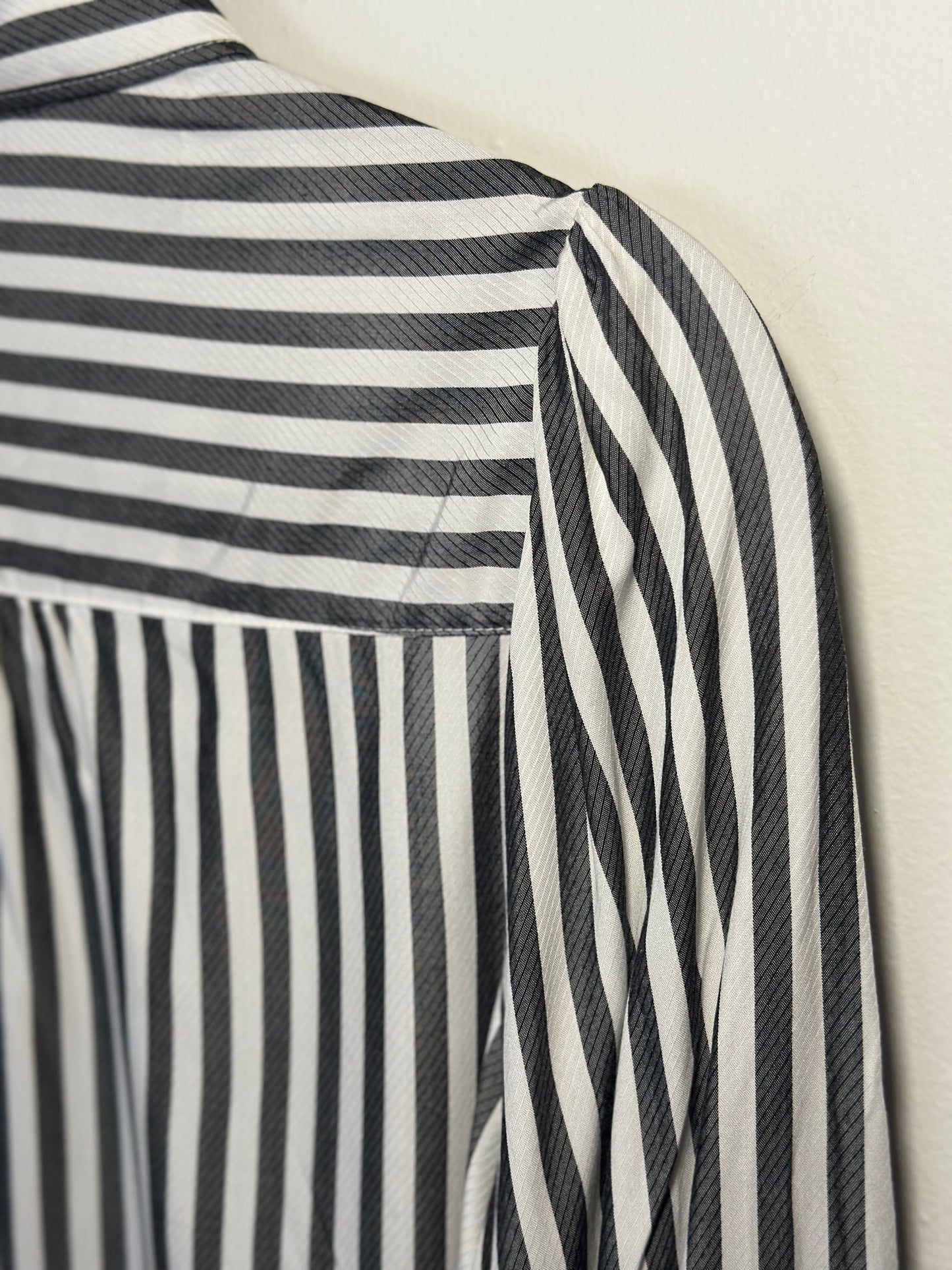 Ann Taylor | Striped Long Sleeve Top
