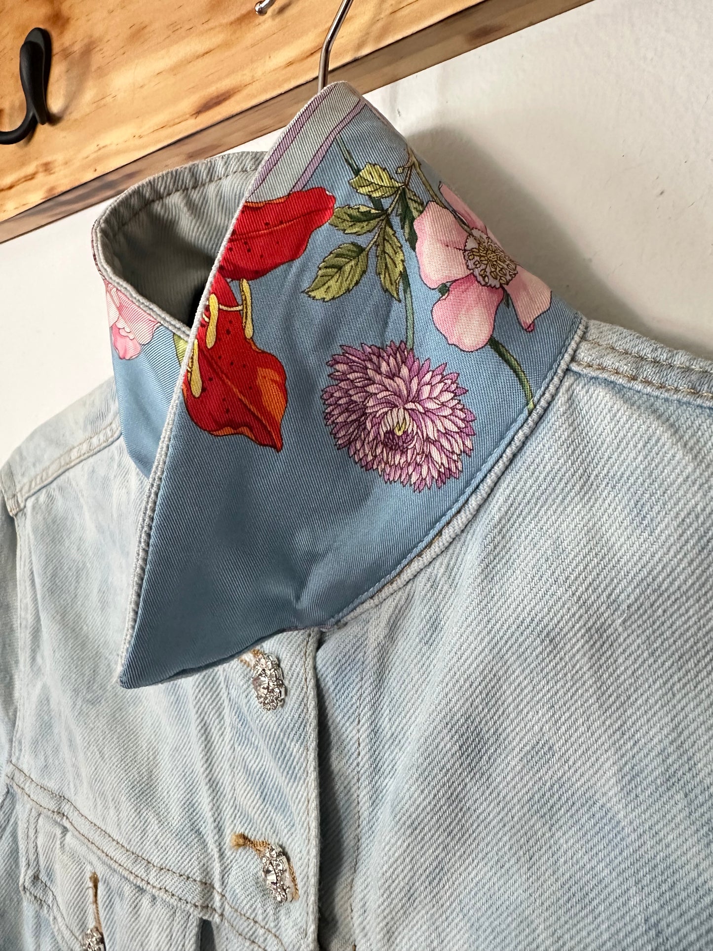 Ohama Couture | 1970's Gucci Floral lSilk Denim Jacket, M