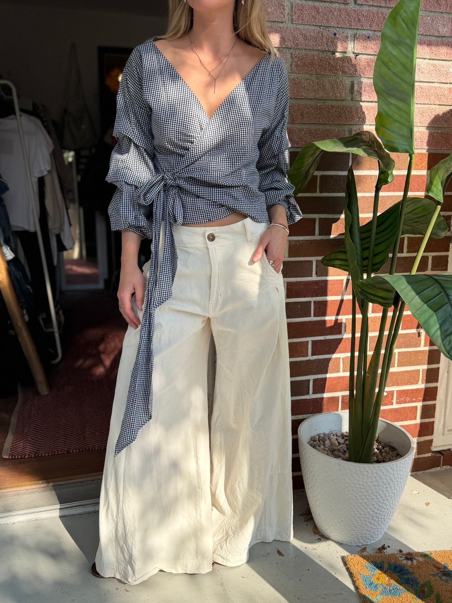 Few Moda | Tie Waist Wrap Top, S