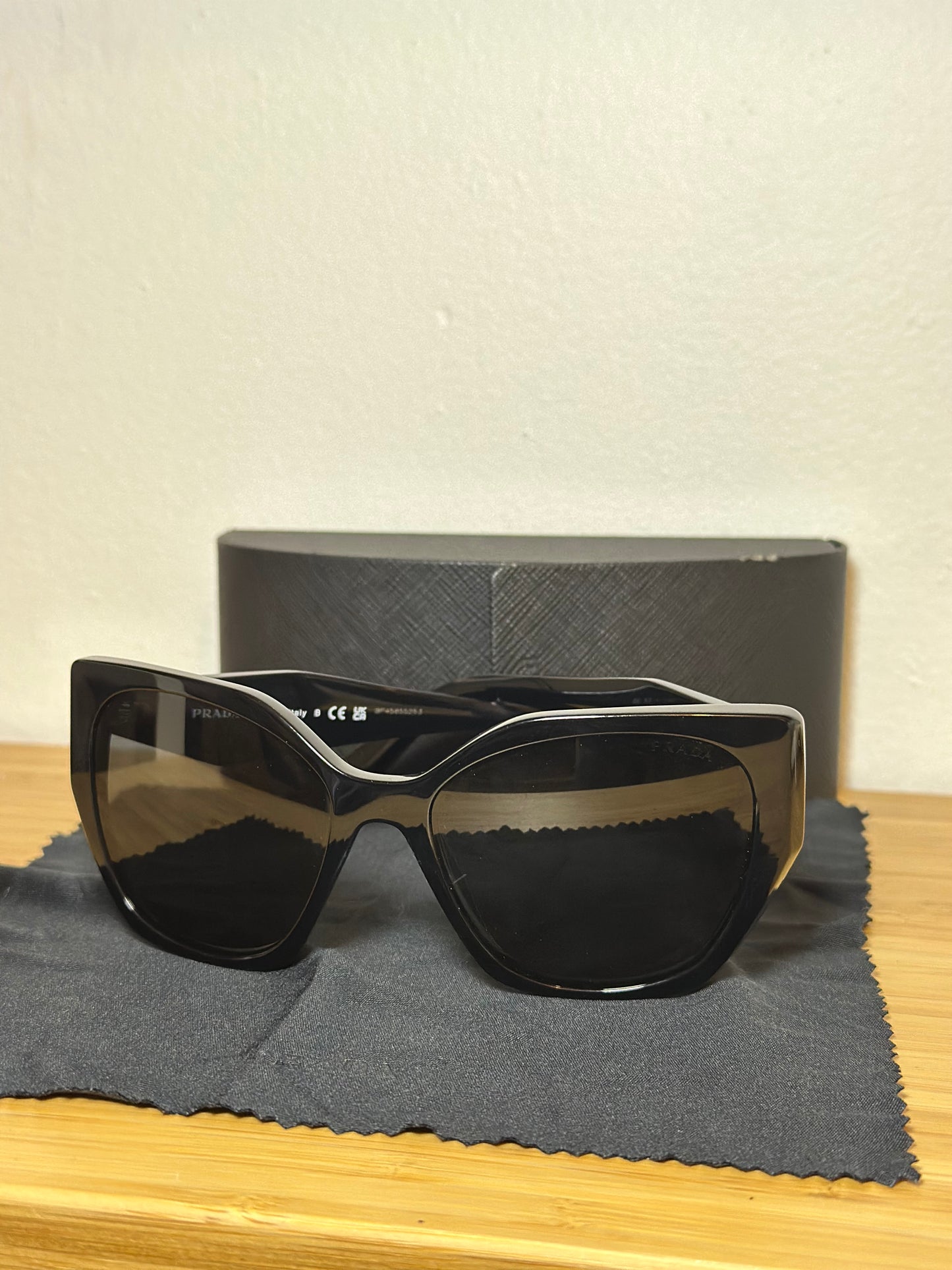 Prada | Sunglasses