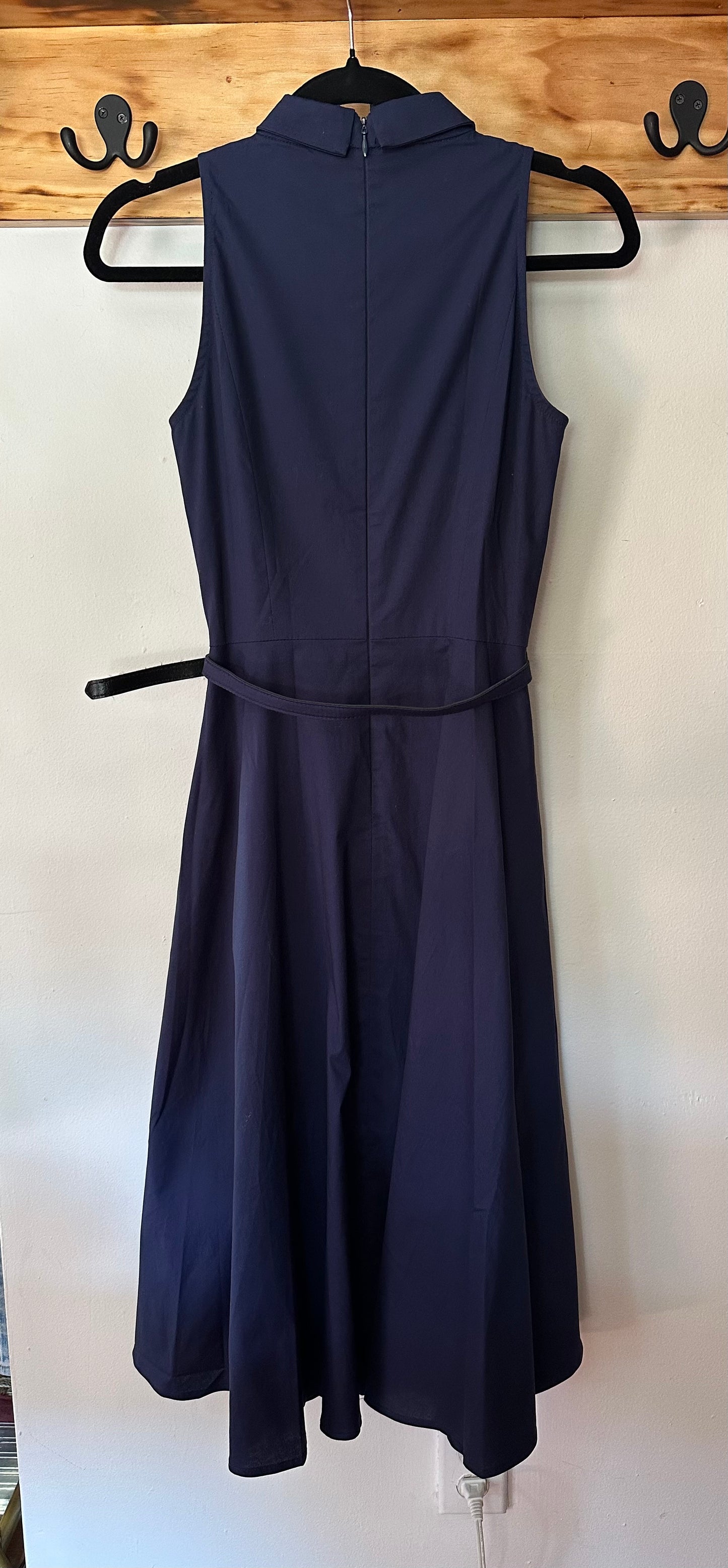 Gal Meets Glam | Navy Sleeveless Midi Dress, 0