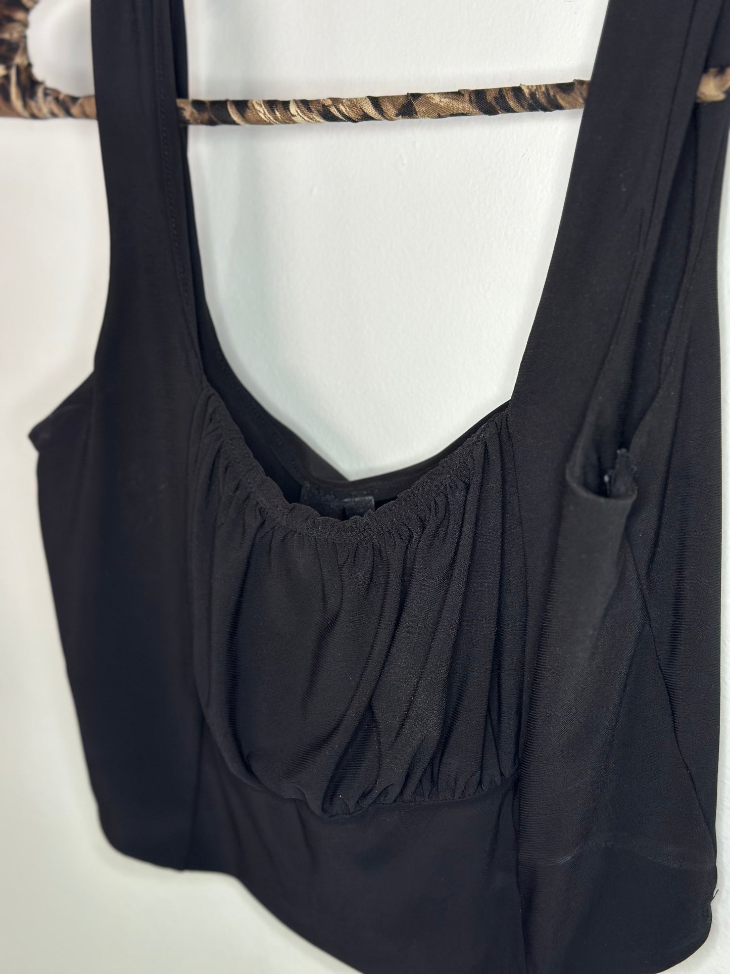Windsor | Rouched Sleeveless Cropped Top