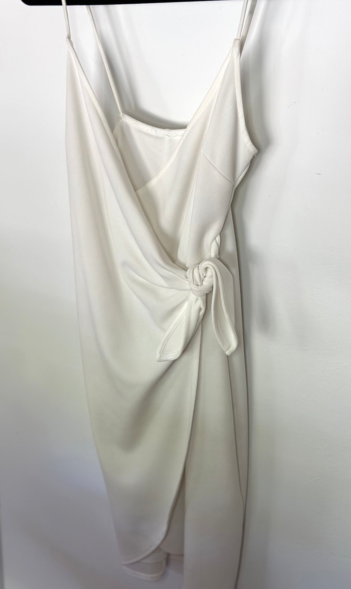 Simple White Strapless Tie Dress