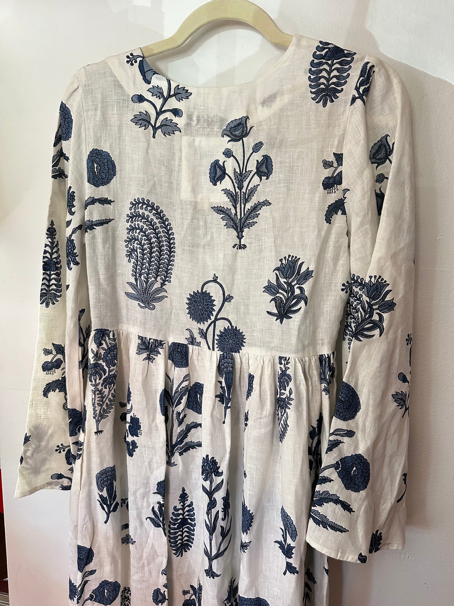 Maison Marigold  | 100% Linen Floral Maxi Dresss, XS