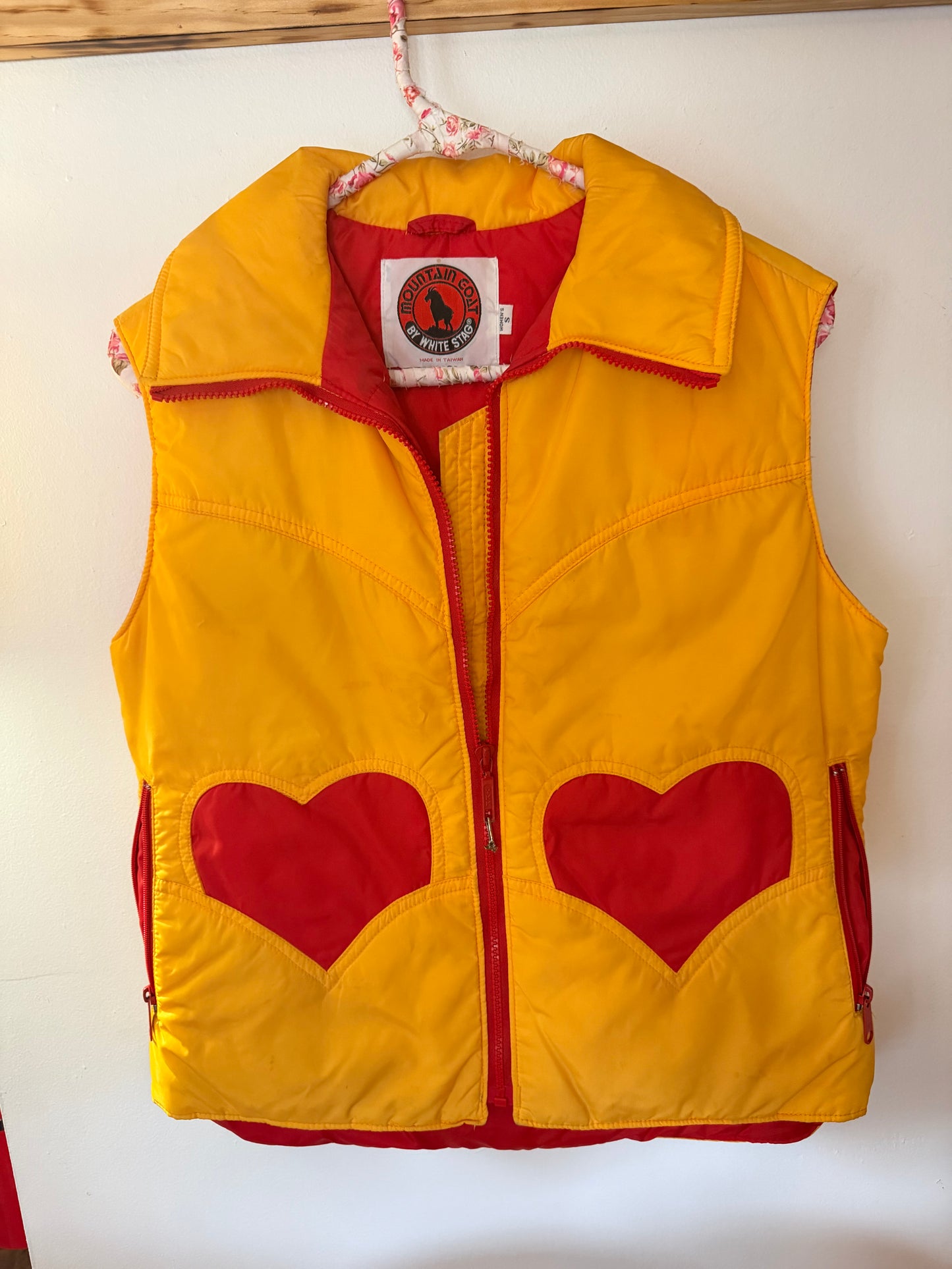 White Stag | 1970s/80s Vintage Heart Puffer, S