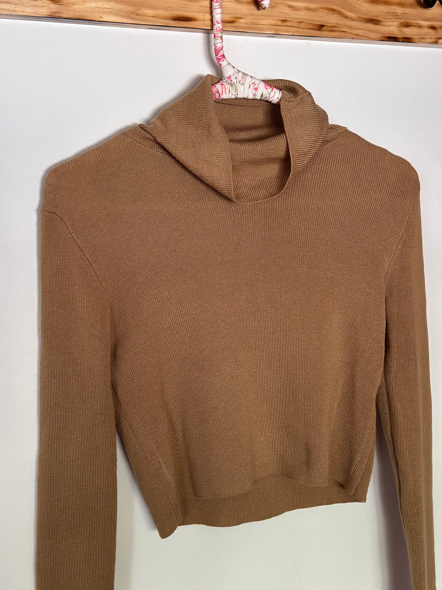 Forever 21 | Lightweight Brown Turtleneck
