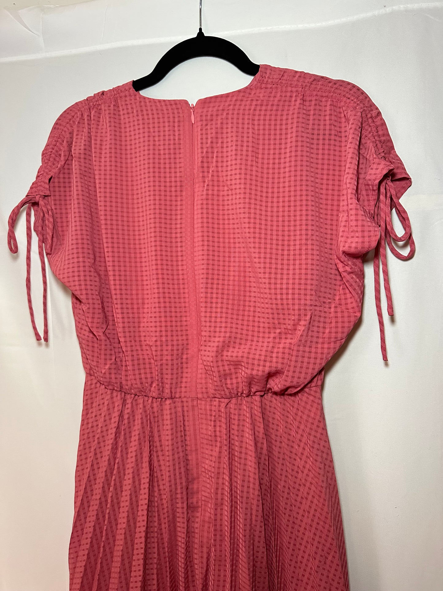 Gal Meets Glam | Light and Dark Pink Checkered Midi Dress, XS