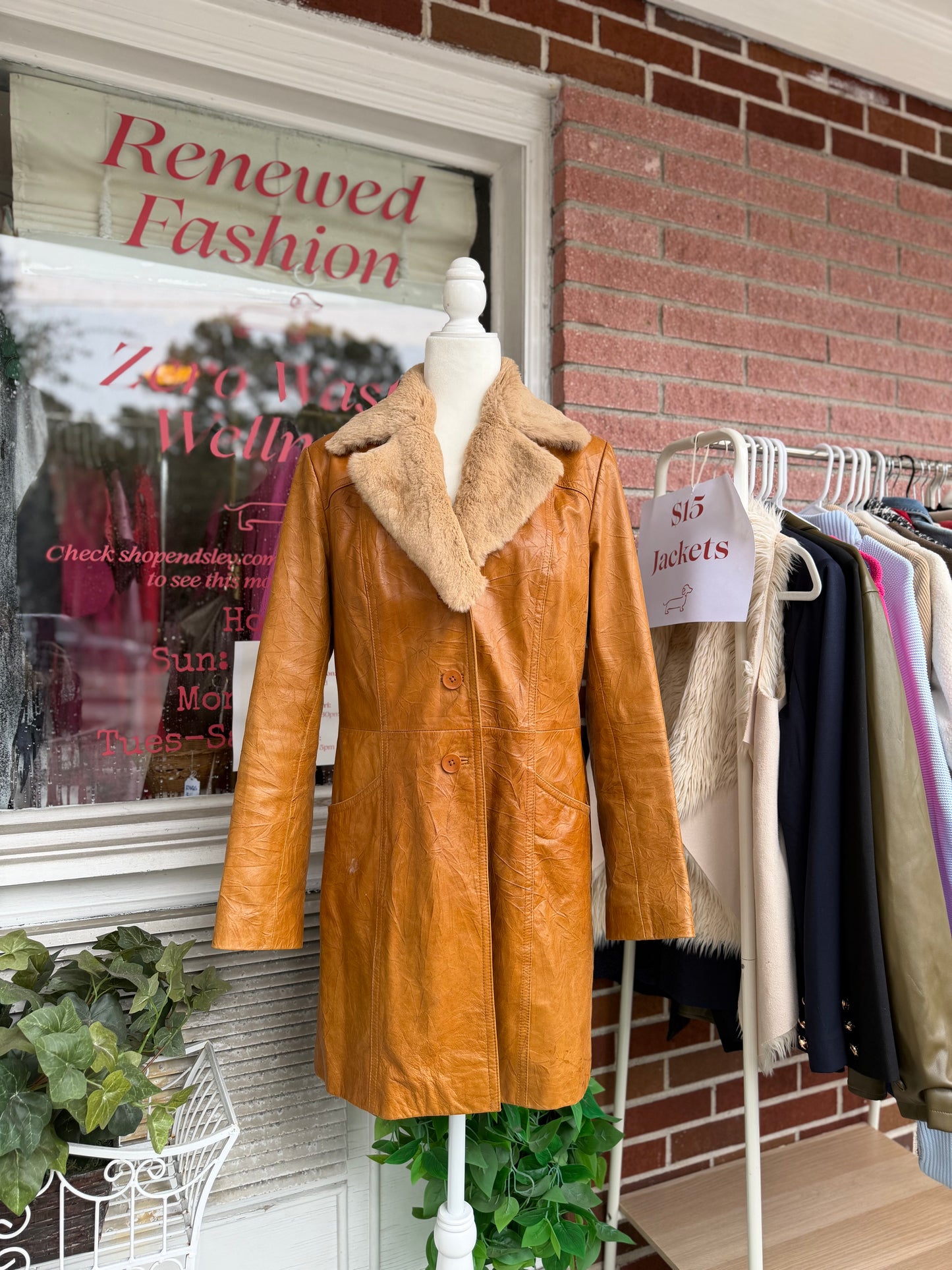 John Carlisle Essentials | Leather Coat with Detachable Fur Lining, M