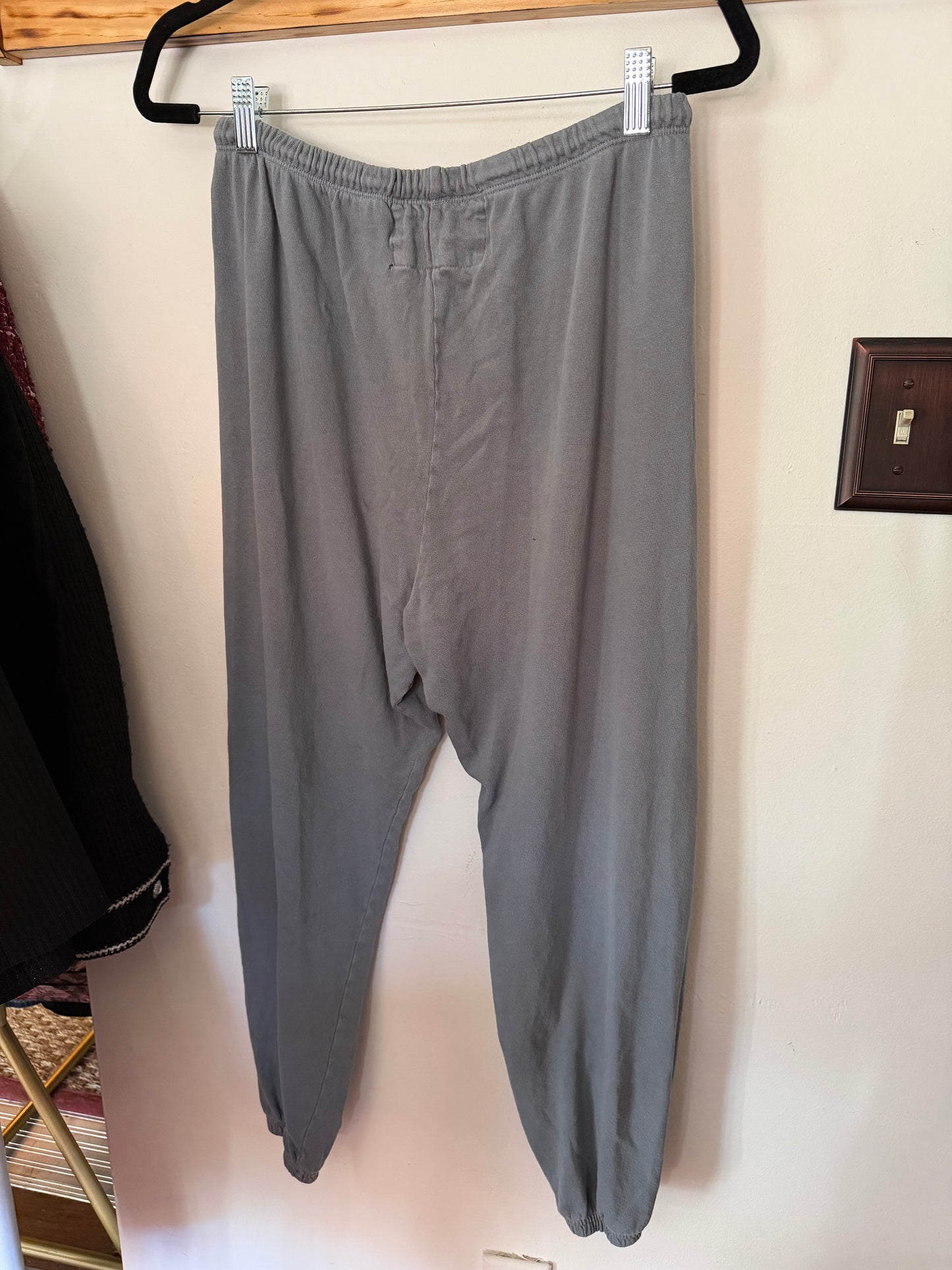 FREECITY | Gray Art Sweatpant, L