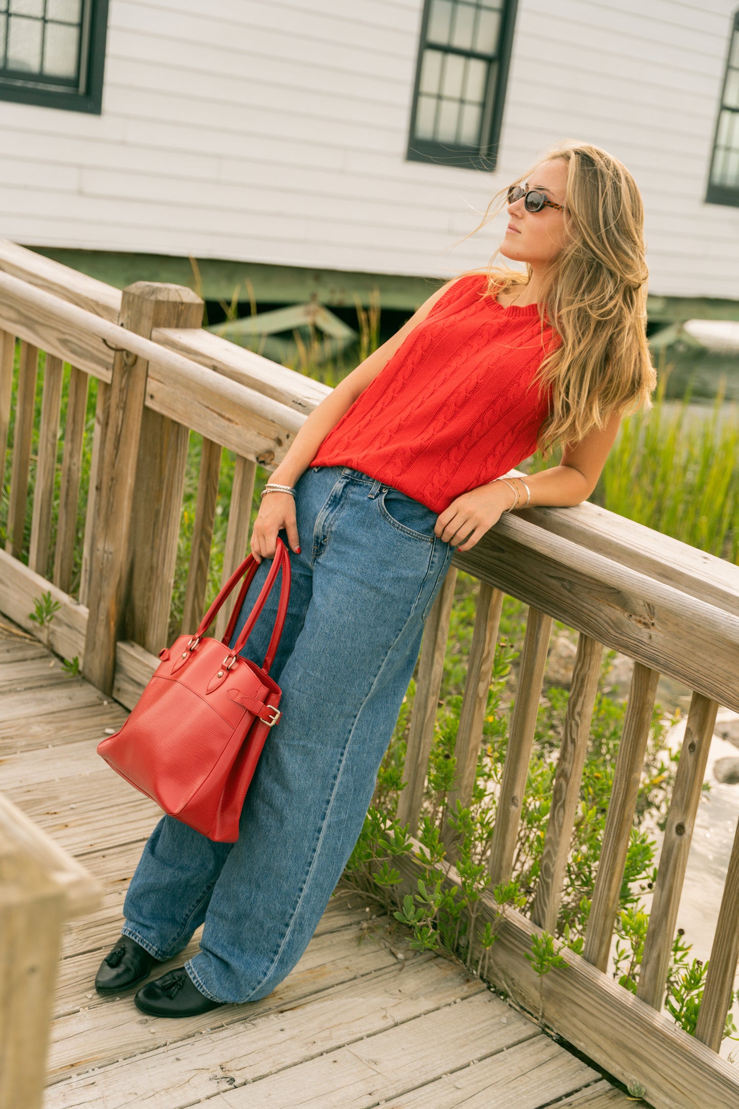 The Eagles's Eye | Vintage Red Sleevless Sweater