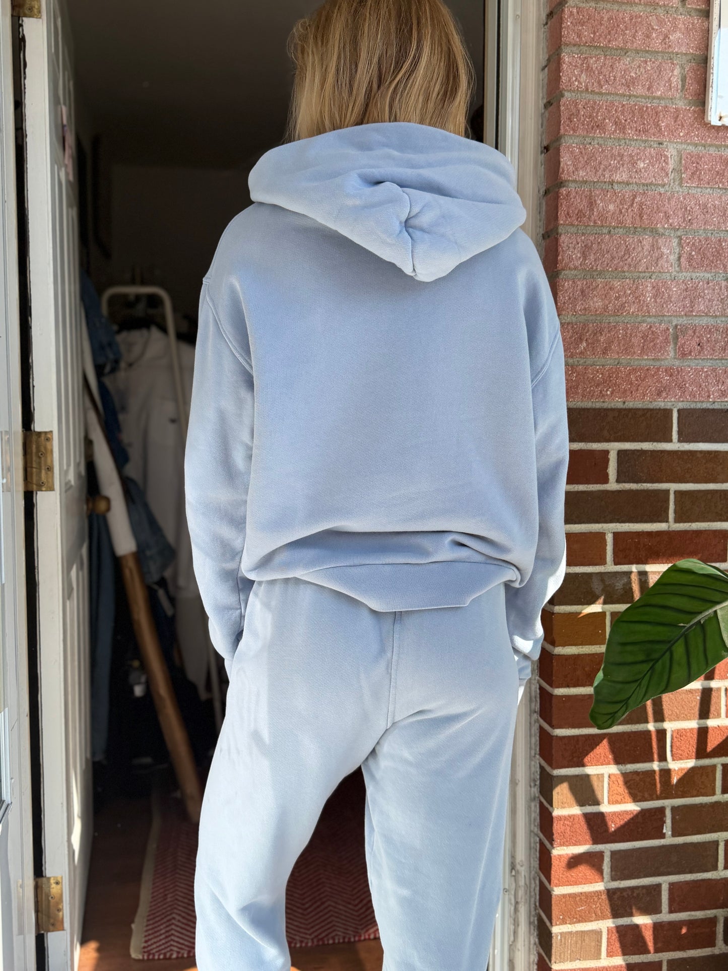 Perfectwhitetee | Baby Blue Sweat Set, M