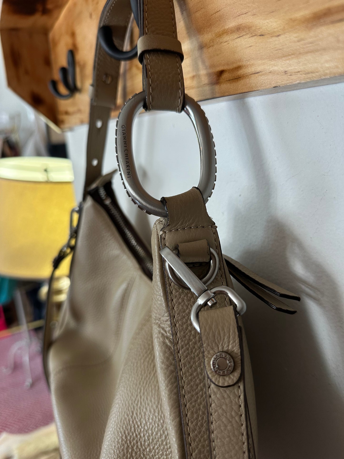 Gianni Chiarini | Beige Shoulder + Crossbody Italian Leather Bag