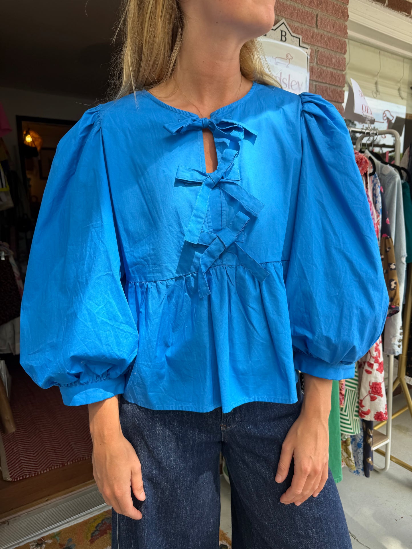 Jodifl | Tie Puffed Shoulder Top, L