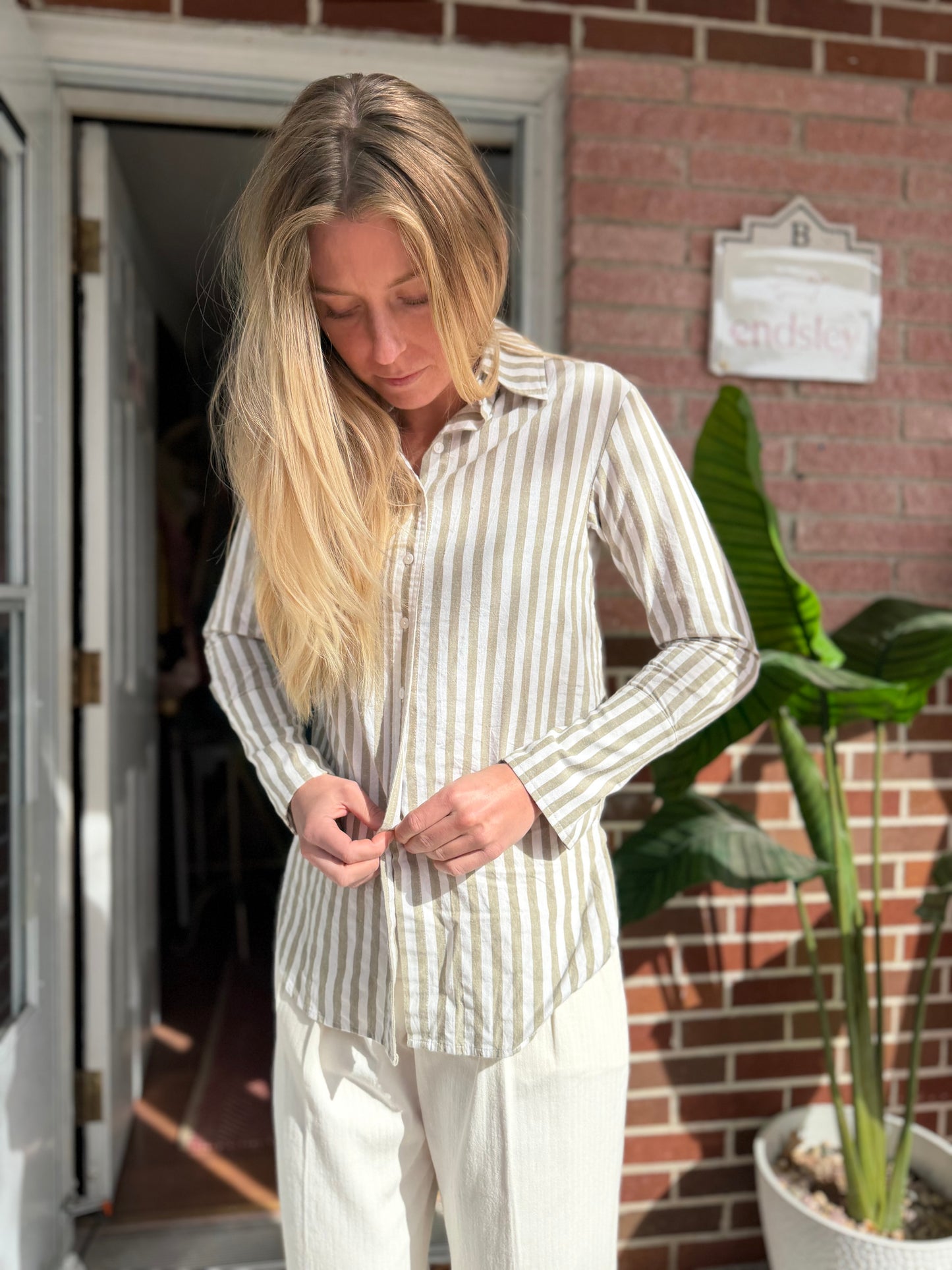 Classic Six | Donna Button Down, XS