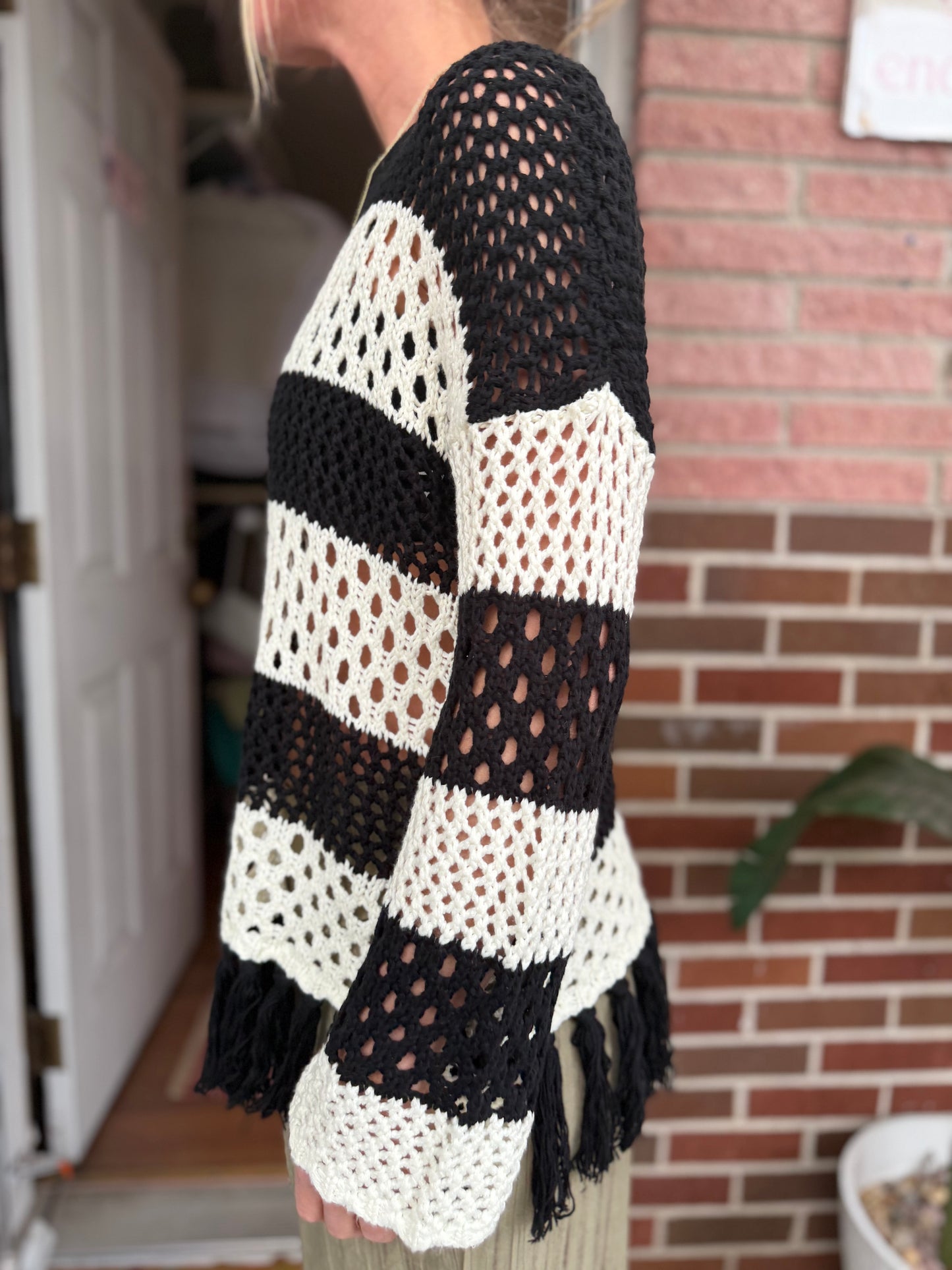 Free as a Bird | Knitted Tassle Crochet Sweater, M