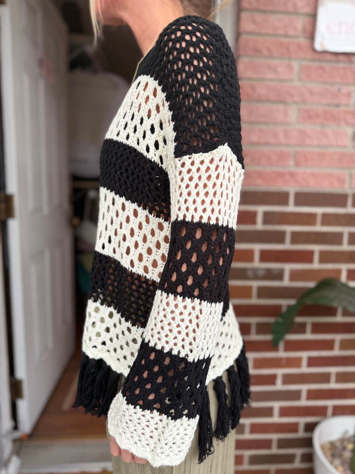 Free as a Bird | Knitted Tassle Crochet Sweater, M