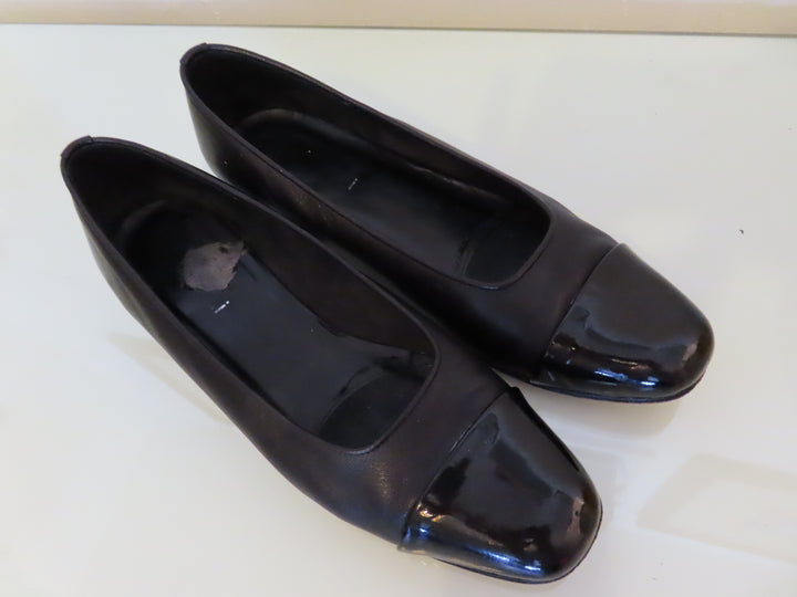 Vaneli | "Forever" Cap-Toe Flat | Leather
