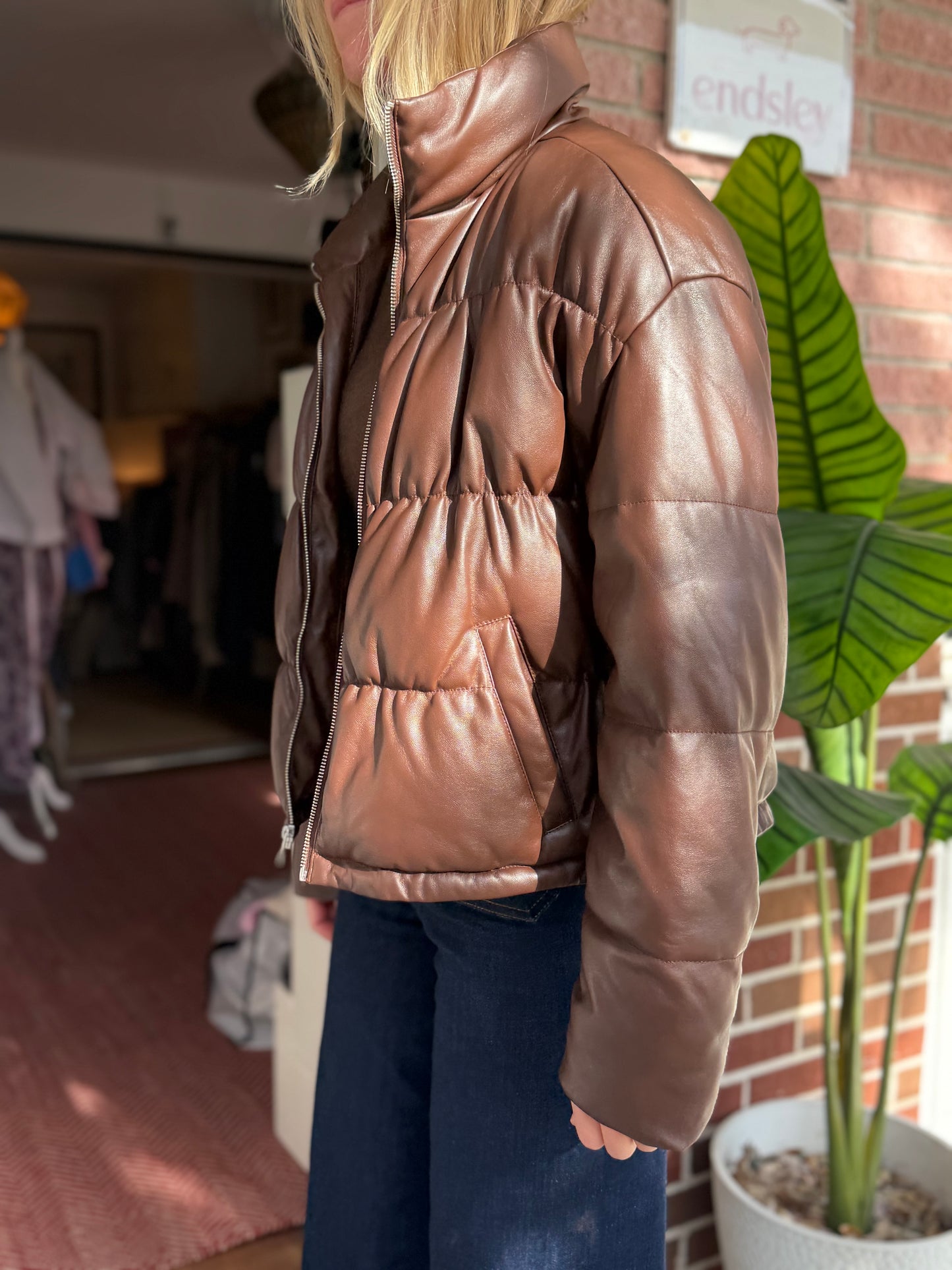 Hollister | Chocolate Brown Puffer, M