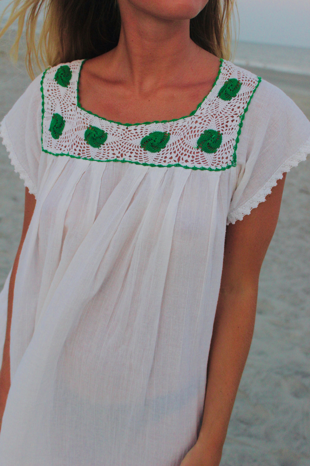 Crochet Neckline Midi Dress, S/M