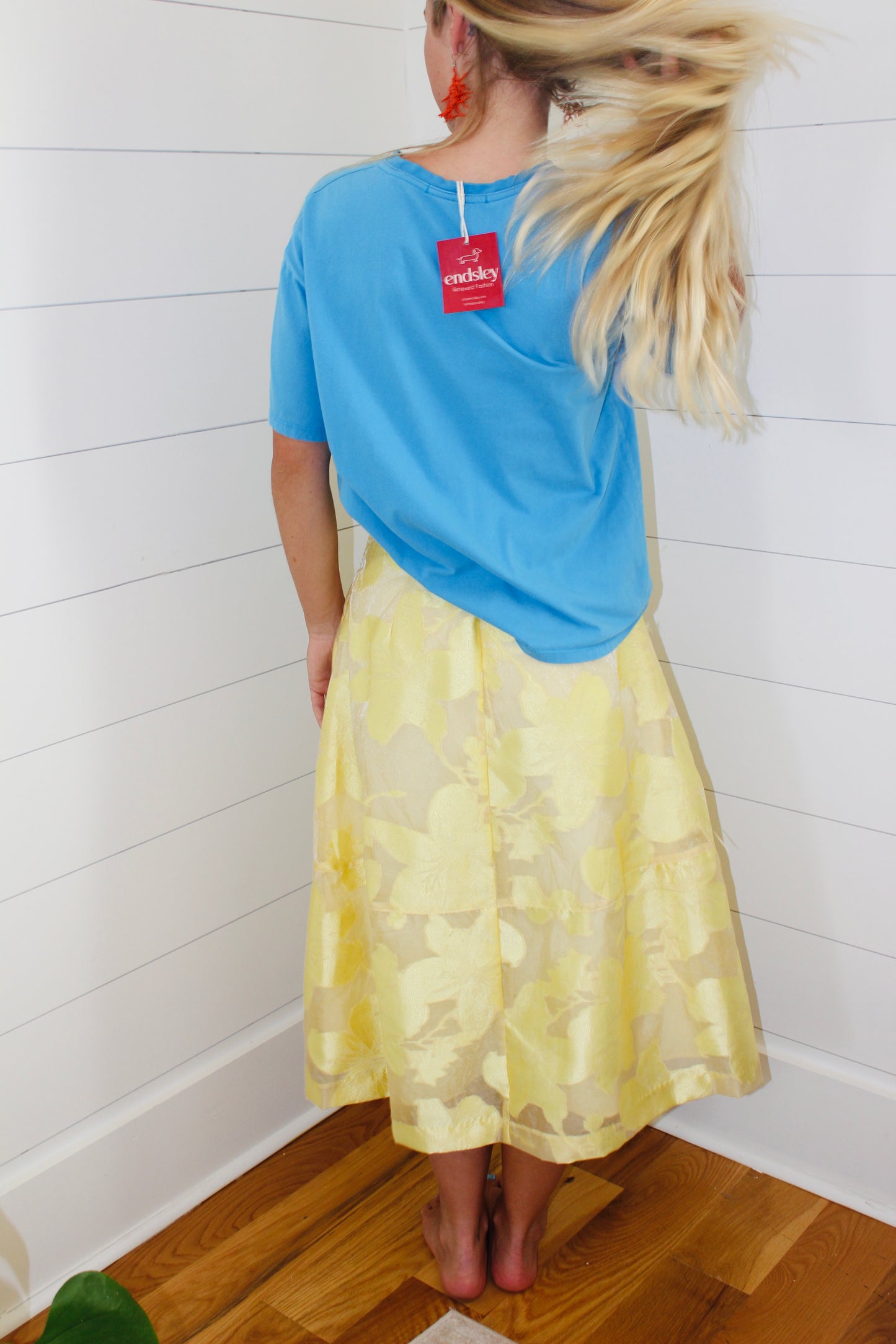 Stand By Me  | Avocado Graphic Tee, S/M