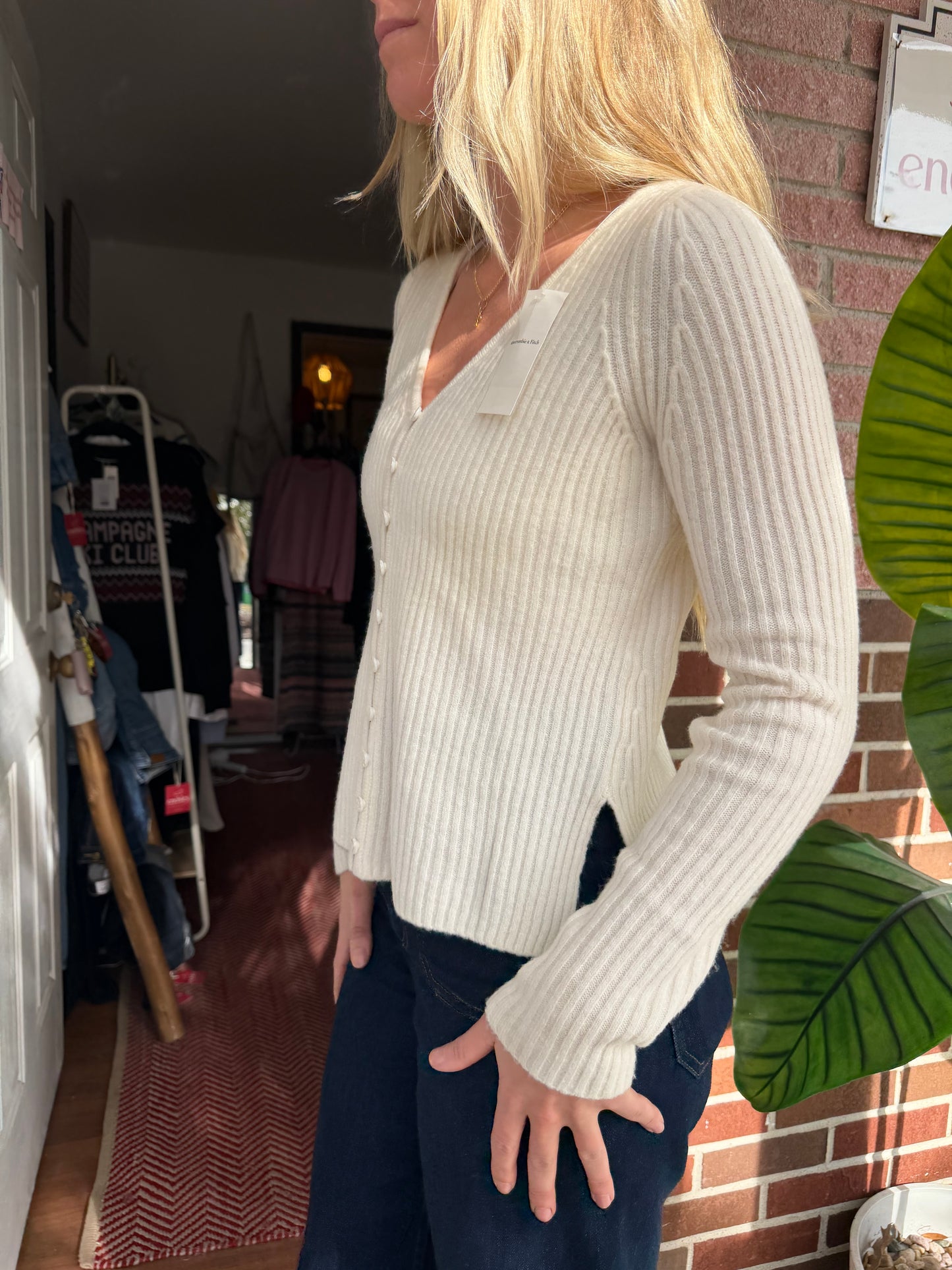 Abercrombie & Fitch | Cream Sweater, XS