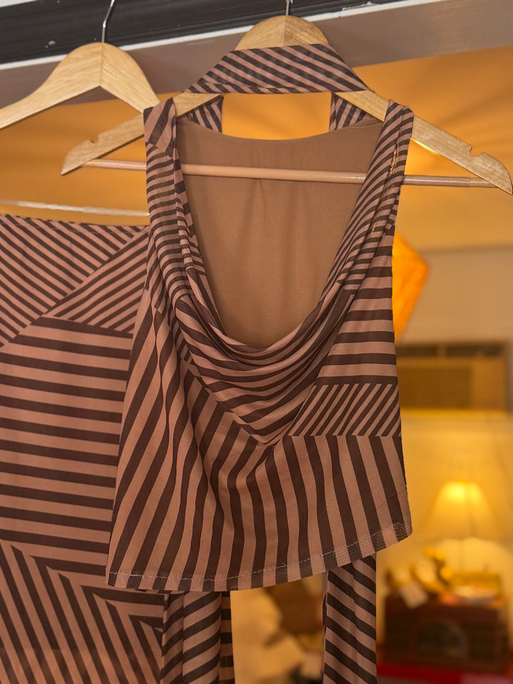 3 Piece Cape Neck Set, XS/S