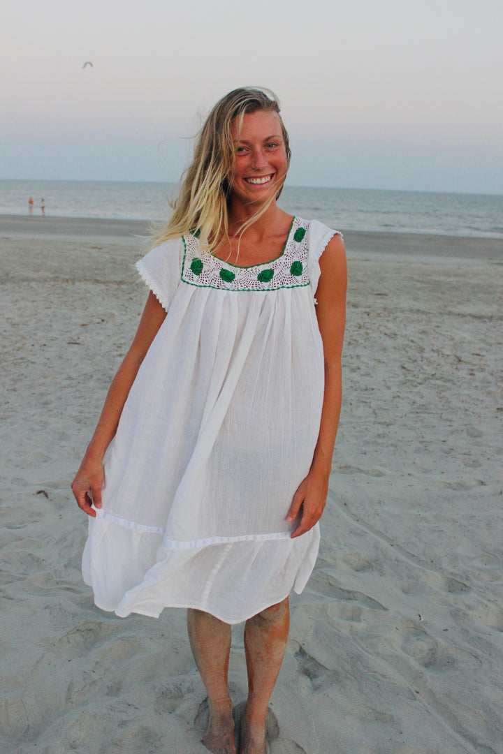 Crochet Neckline Midi Dress, S/M