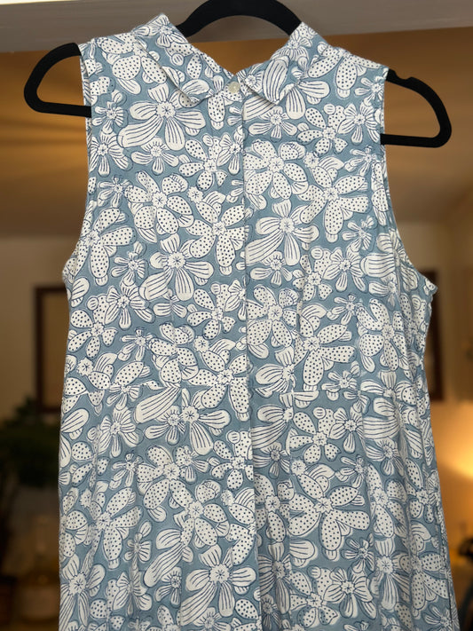 Livro | Sleeveless Maxi Floral Dress