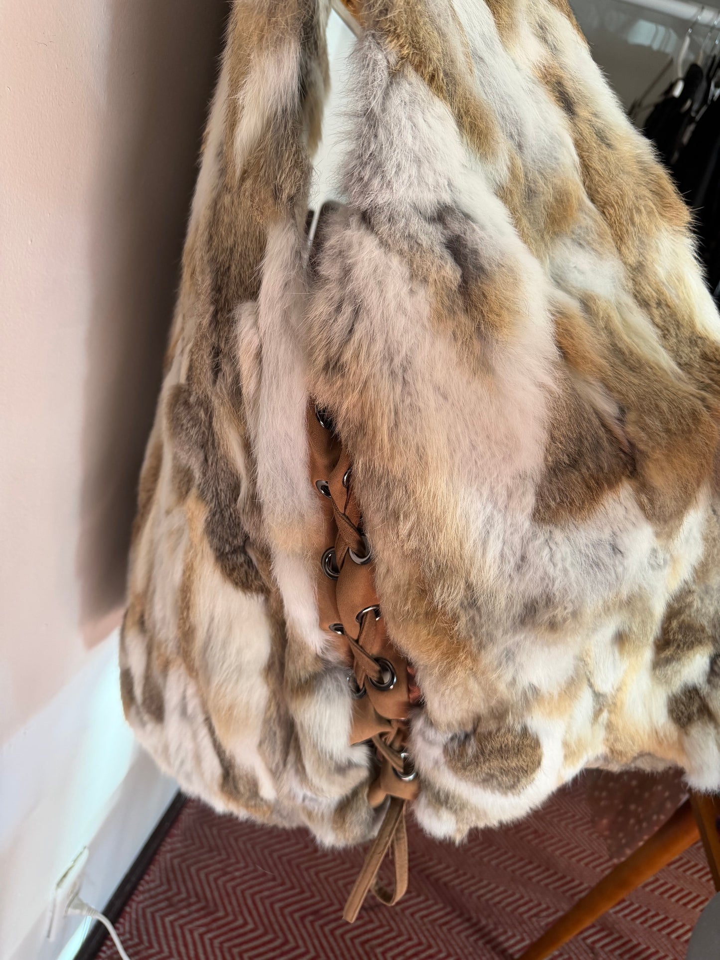 Love Token | 100% Rabbit Fur Vest, M
