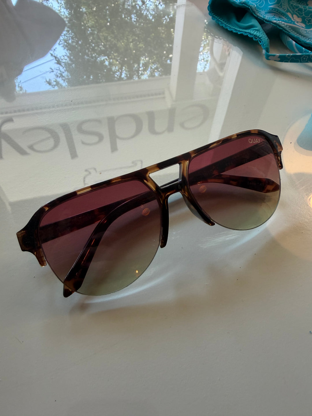 Quay  | Sunglasses