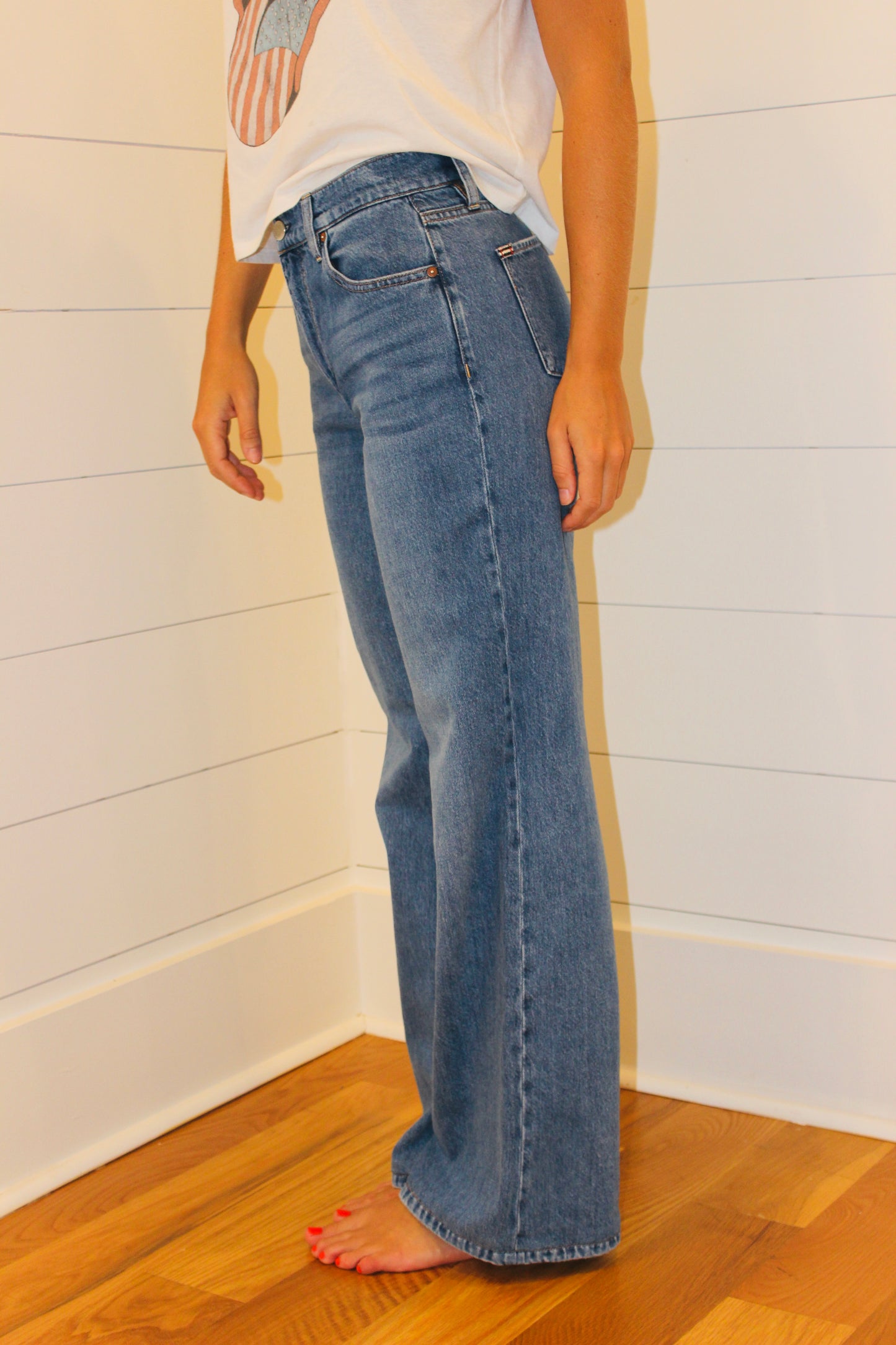 Alice + Olivia | Chic Jeans, 25