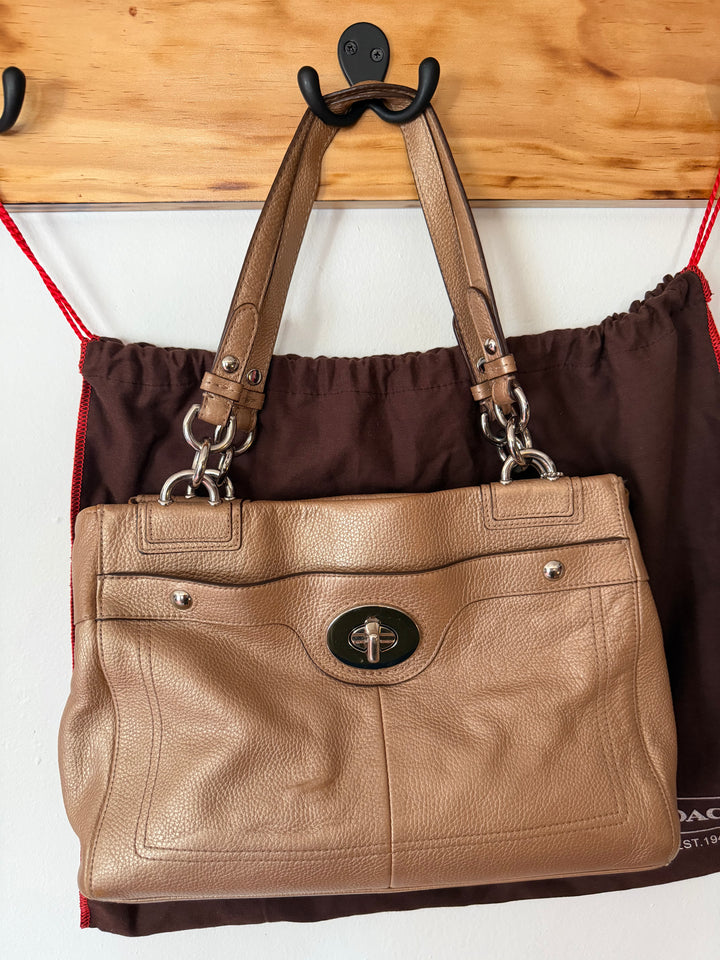 Coach | Pebbled Leather Penelope Caryall