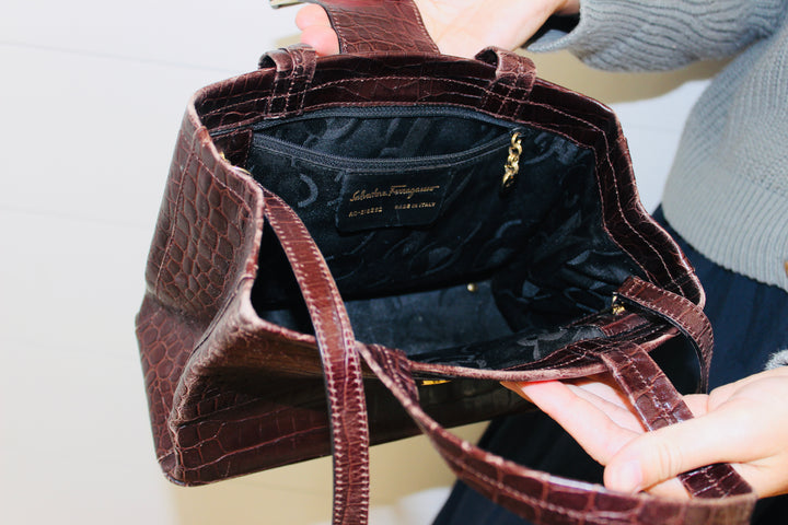 Salvatore Ferragamo  | Cross Body Leather Bag