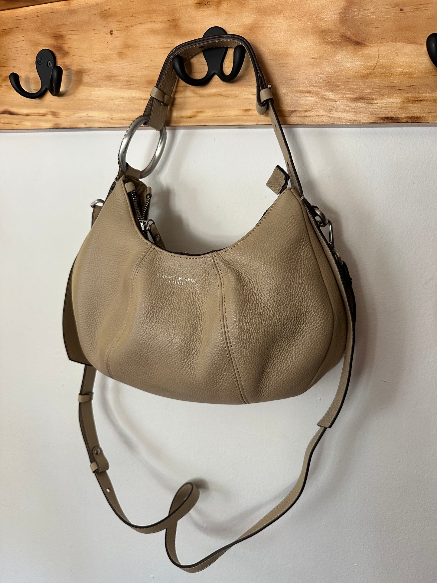 Gianni Chiarini | Beige Shoulder + Crossbody Italian Leather Bag